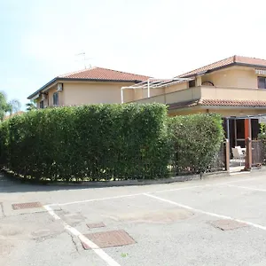 Eleonora , Mascali Italia